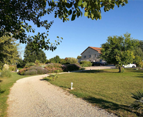 vue depuis la route menant à l'entrée du Domaine 3 Soleils